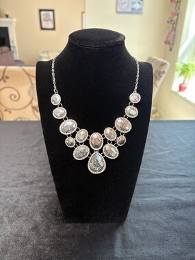 Lola Rose London 1920s Style Necklace